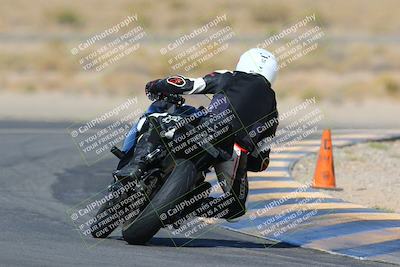 media/Apr-10-2022-SoCal Trackdays (Sun) [[f104b12566]]/Turn 11 Backside (945am)/